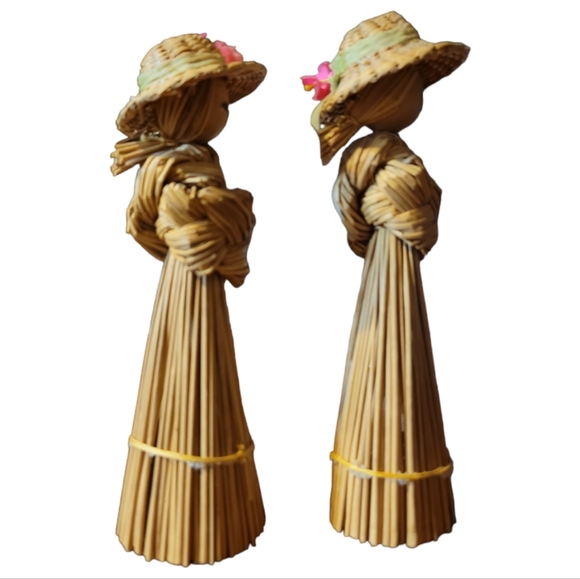 2 Vtg Hand Crafted Straw Wood Wicker Silk Flowers Ribbons Broom Dolls - Picture 8 of 10